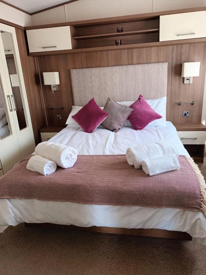 Winchelsea Beach Holiday Home - Pool & Beach Экстерьер фото